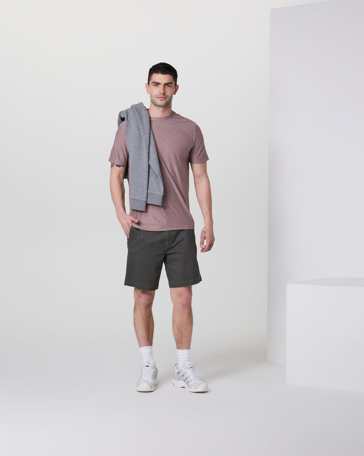 Fletcher Short Classic Fit 8" Dark Pewter | Vuori shop - US 1575
