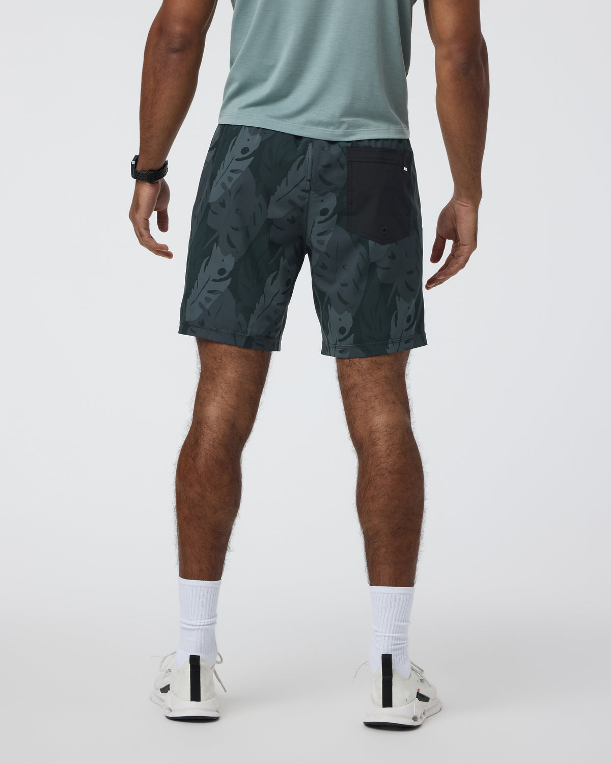 Kore Short Lined 7" Men's Black Leaves Athletic Shorts | Vuori online - US 2604