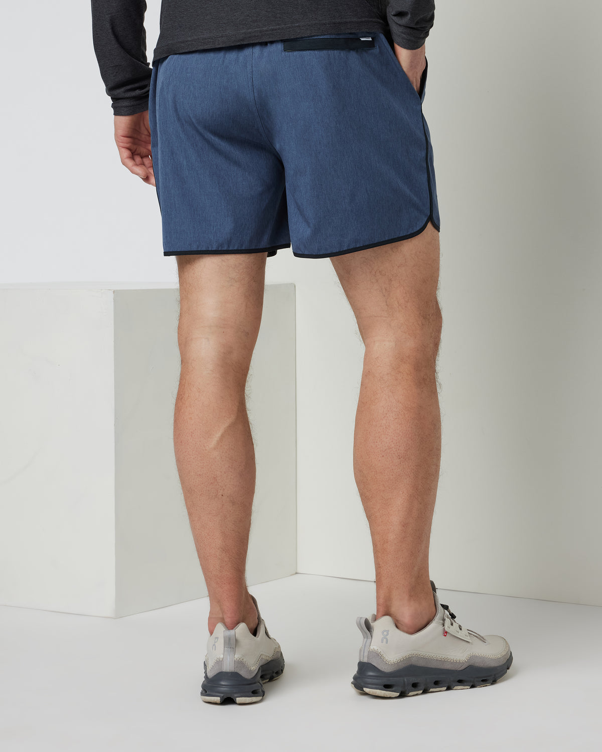 Banks Short 5" Azure Linen Texture | Vuori discount - US 7700