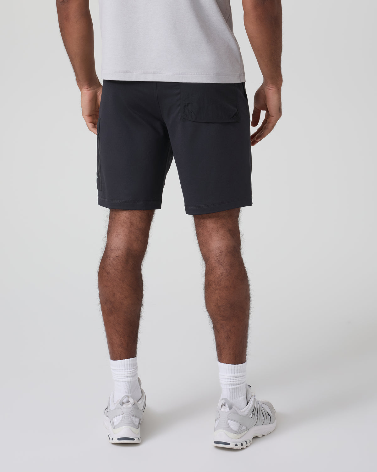 Sunday Performance Utility Short Classic Fit 8" Black | Vuori online - US 5133