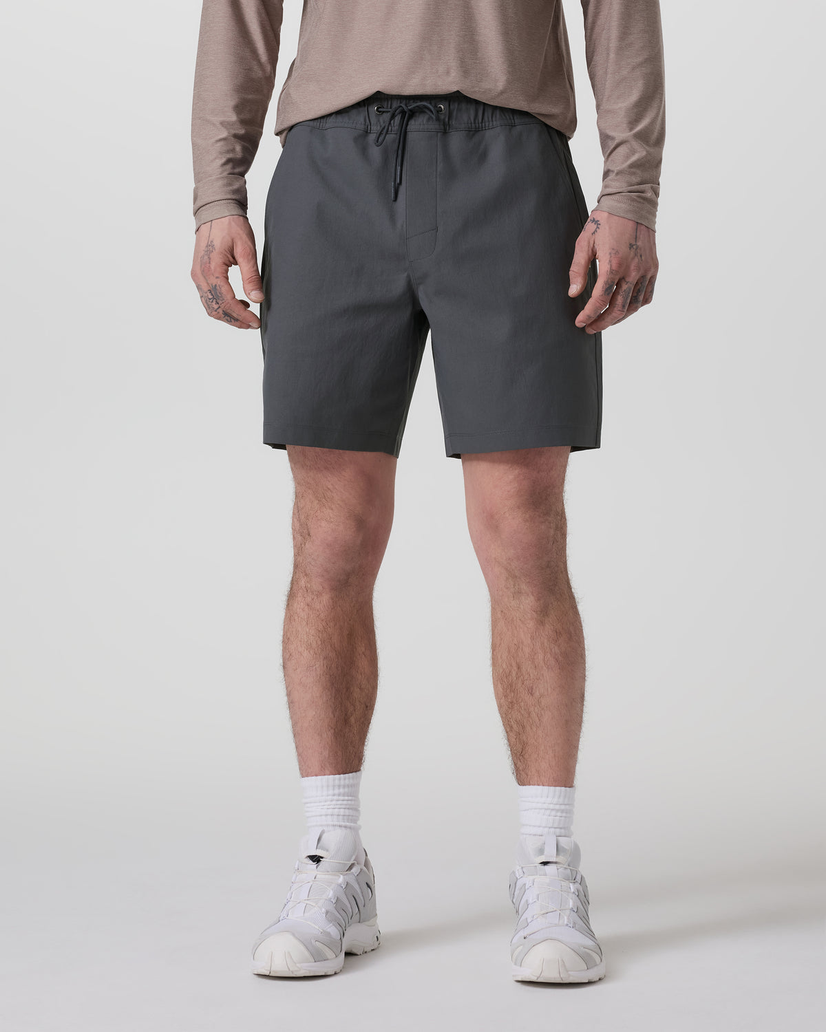 Cascade Crinkle Elastic Waist Short Classic Fit 8" Charcoal | Vuori sale - US 9746