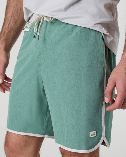 Banks Short Hedge Green Linen Texture | Vuori online - US 3760