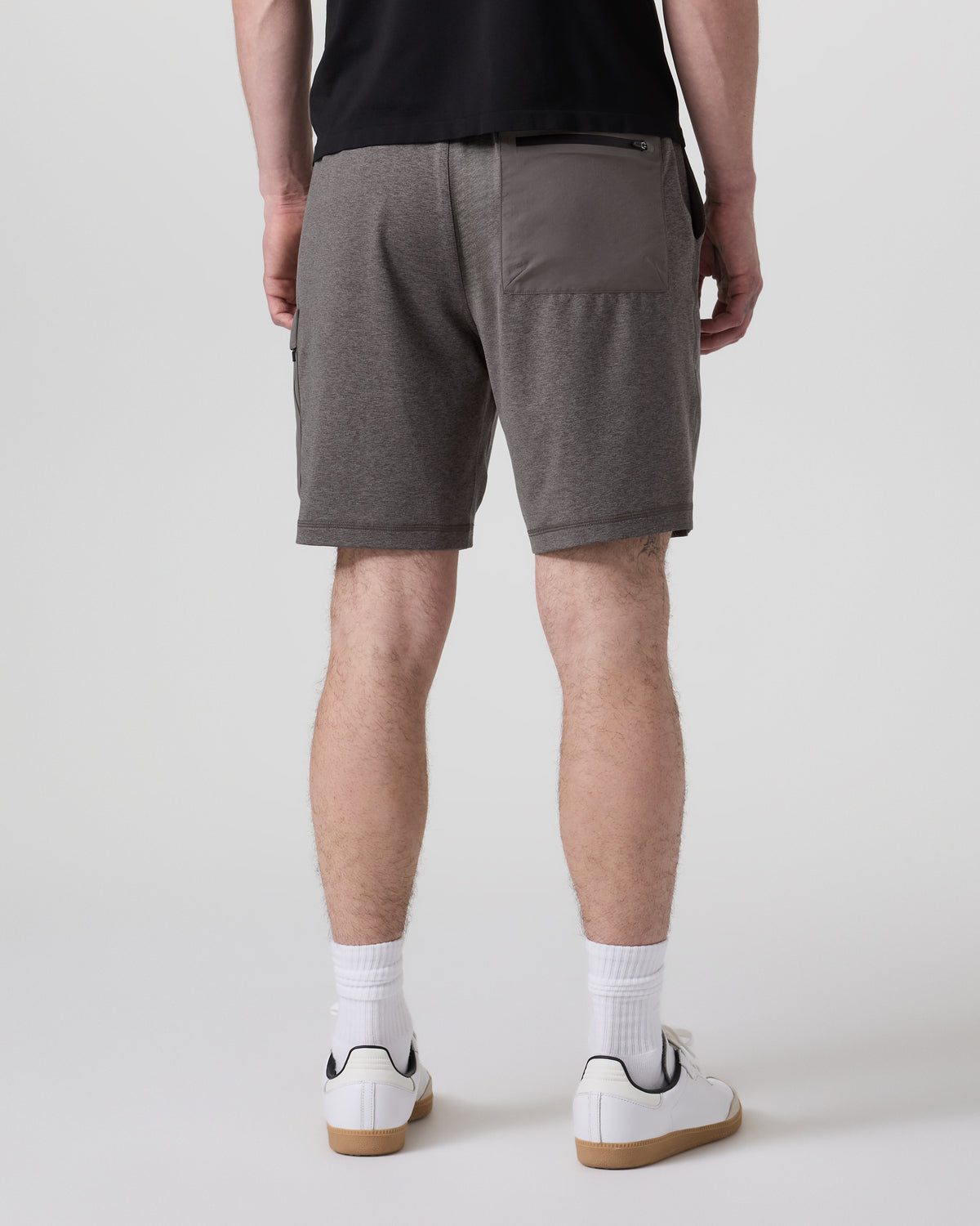 Sunday Performance Utility Short Classic Fit 8" Warm Grey Heather | Vuori outlet - US 1709