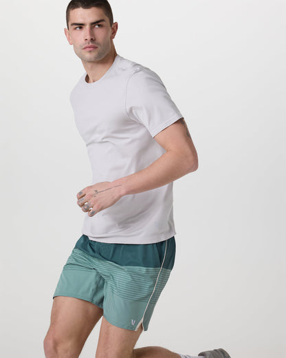 Trail Short 2.0 Light Deep Sea Stripe/Salt | Vuori online - US 3428