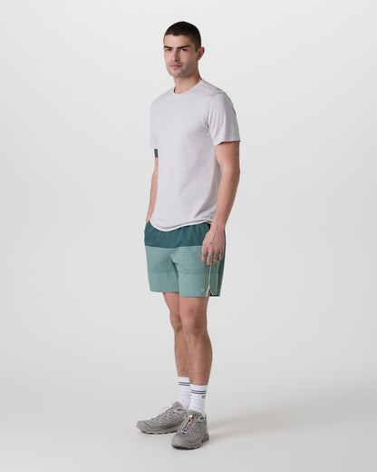 Trail Short 2.0 Light Deep Sea Stripe/Salt | Vuori online - US 3428