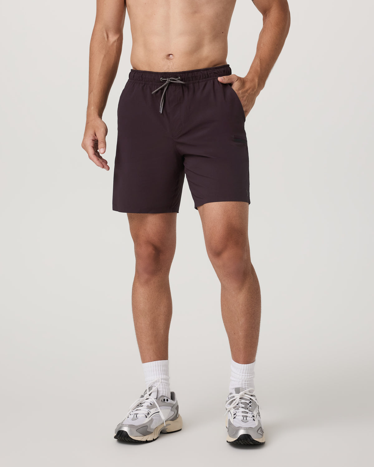 Grafton Short Lined 7" Men's Raisin Training Shorts | Vuori sale - US 3632