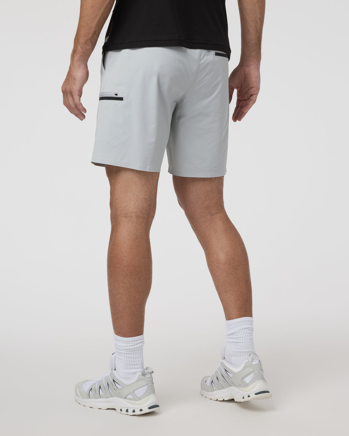 Grafton Short Lined Classic Fit 7" Sky Grey | Vuori for sale - US 6325