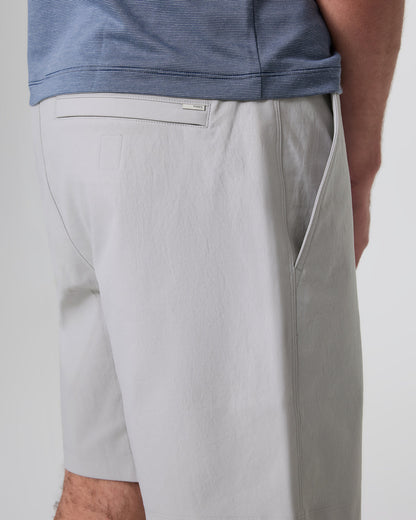 Cascade Crinkle Elastic Waist Short Classic Fit 8" Fog | Vuori outlet - US 5846