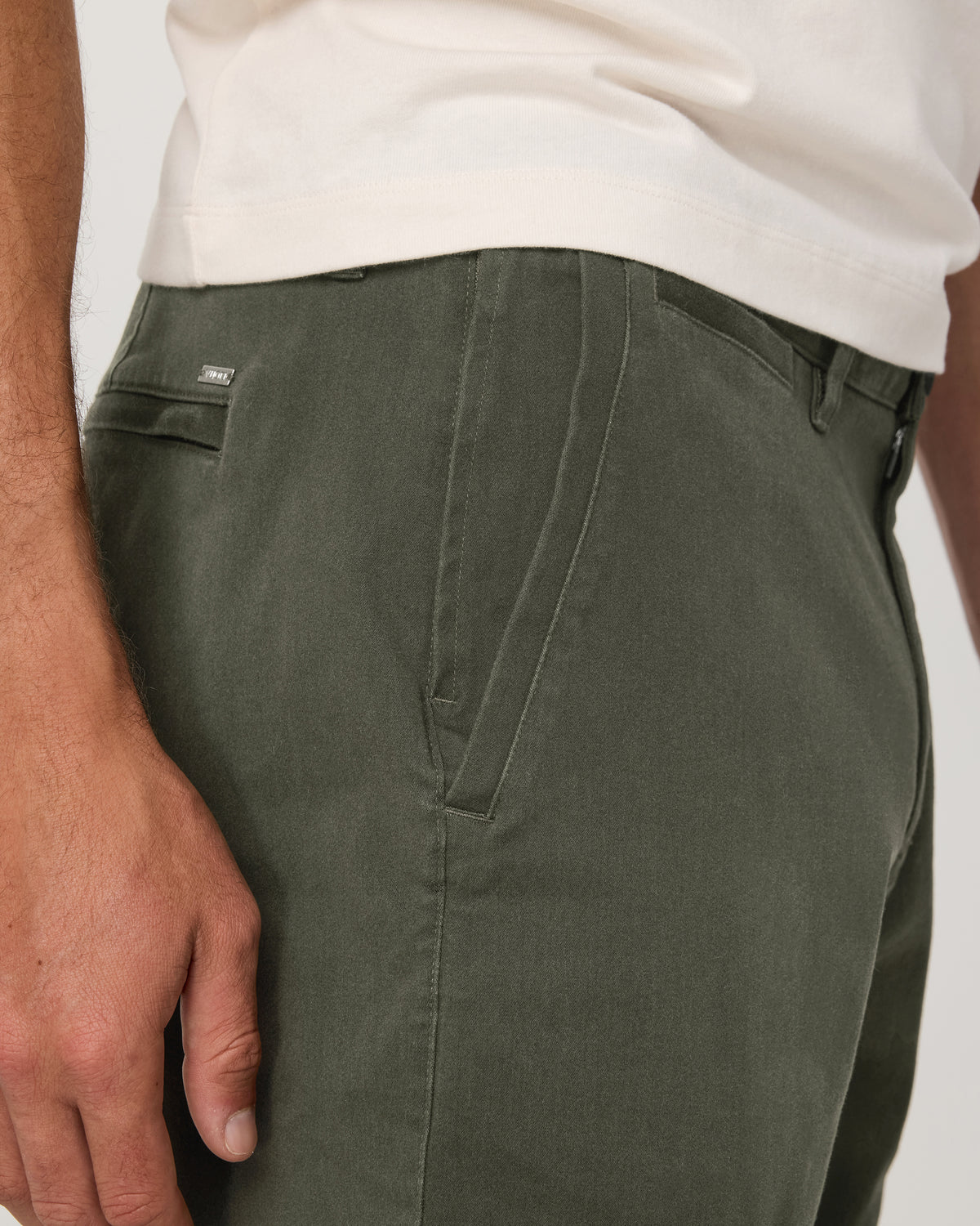 Fletcher Chino Short 8" Men's Dark Oregano Shorts | Vuori shop - US 5420