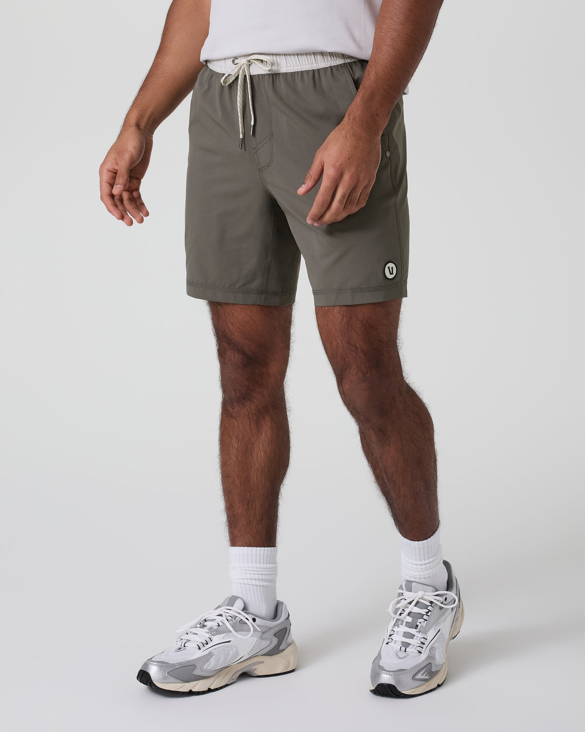 Kore Short Lined 7" Men's Warm Grey Athletic Shorts | Vuori outlet - US 5203