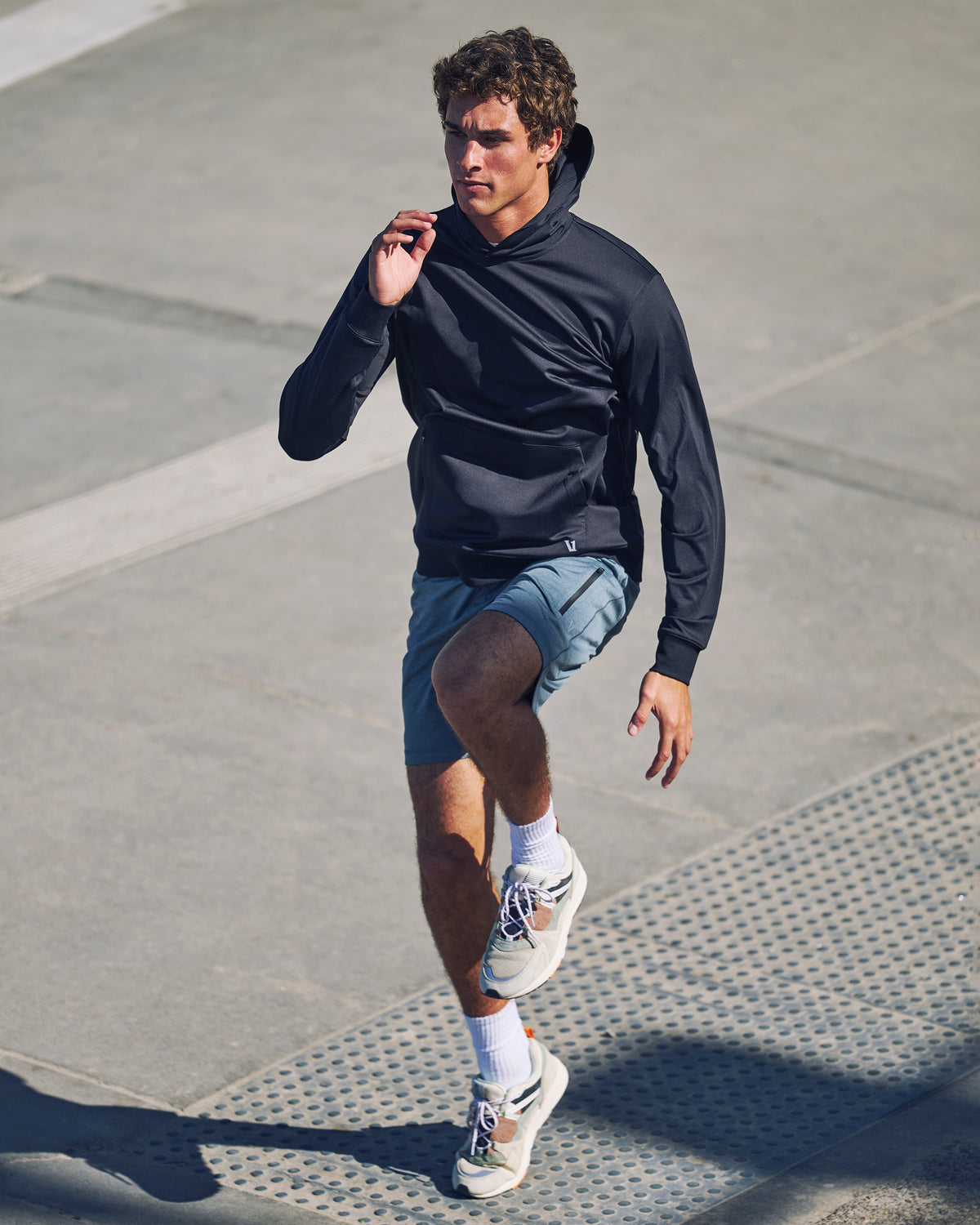 Sunday Hoodie 2.0 Men's Black Athletic Fit Hoodie | Vuori outlet - US 1877