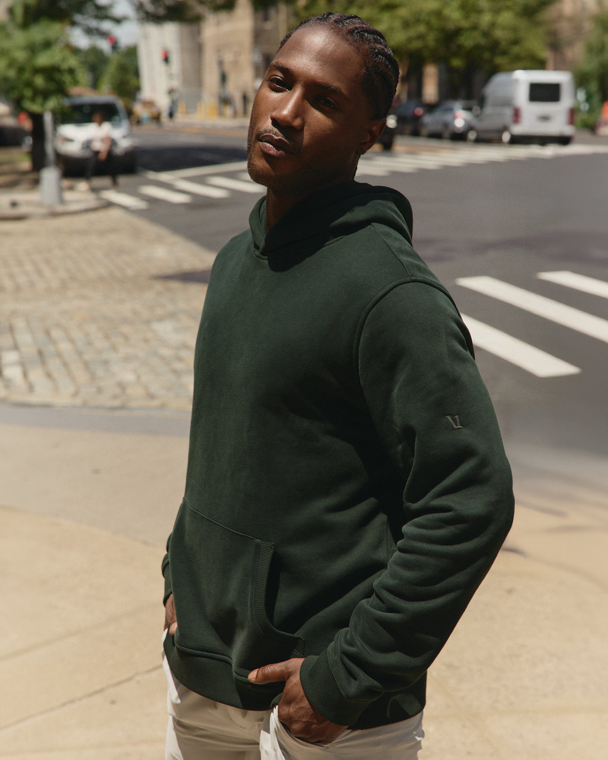Seaside Pullover Hoodie Men's Evergreen Pullover Hoodie | Vuori onsale - US 4994