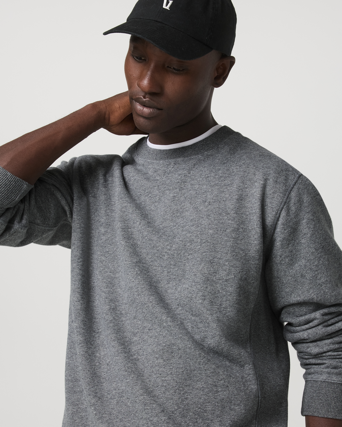 Cypress Vintage Crew Men's Heather Grey Fleece Pullover | Vuori onsale - US 8128
