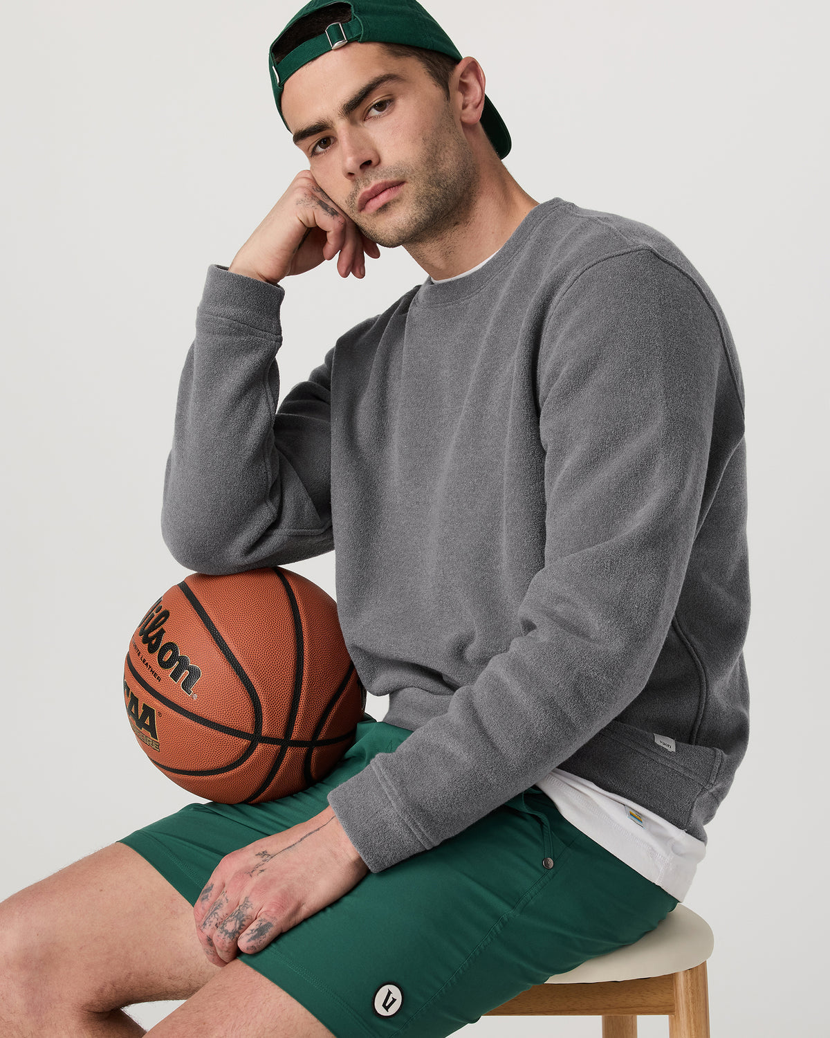 Beach Fleece Crew Men's Pinecone Heather Crewneck | Vuori shop - US 9309