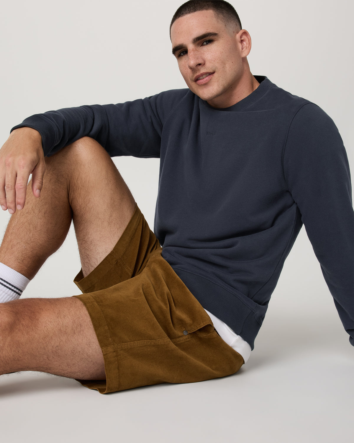 Cypress Logo Crew Men's Navy Sweatshirt | Vuori onsale - US 5615