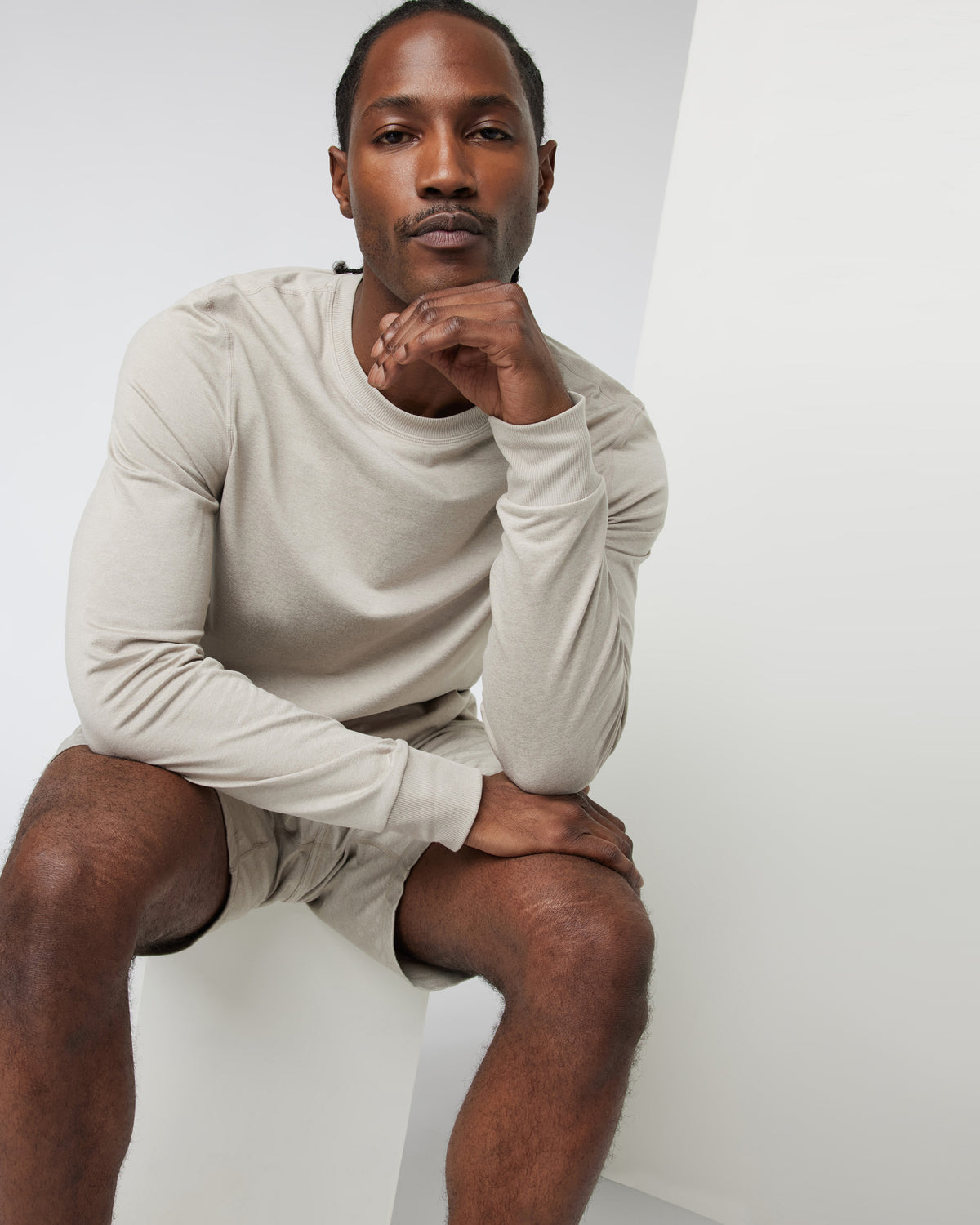 Ponto Performance Crew Dark Salt Heather Pullover | Vuori online - US 8866