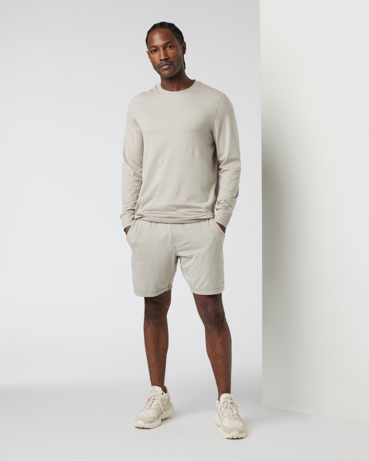 Ponto Performance Crew Dark Salt Heather Pullover | Vuori online - US 8866