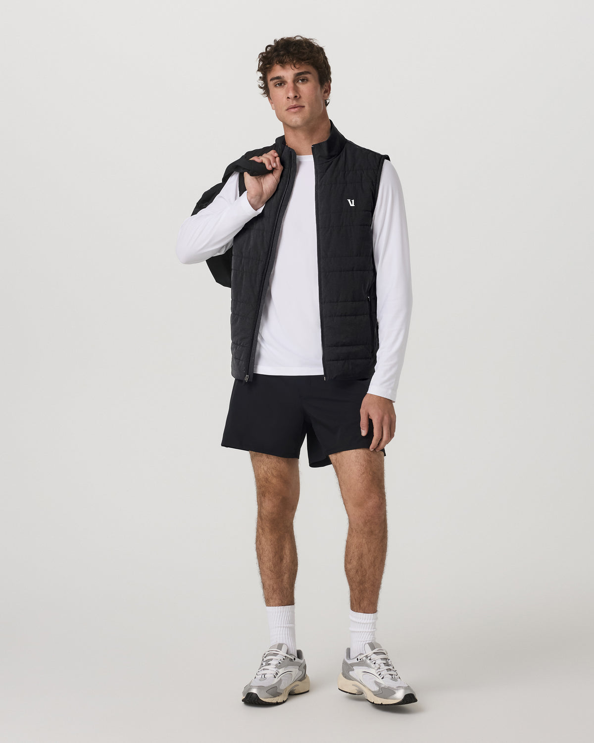 Sunday Insulated Hybrid Vest Men's Black Training Vest | Vuori sale - US 7138