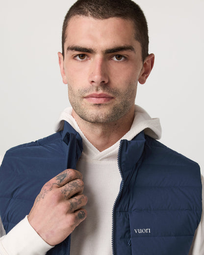 Steadfast Insulated Vest Men's Blue Coast Vest | Vuori online - US 6636