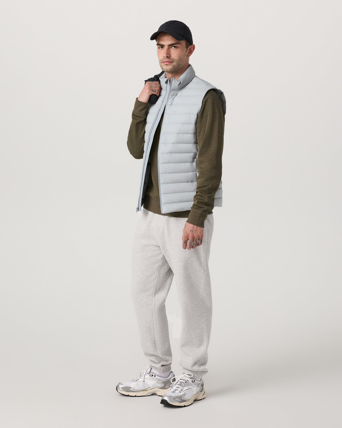 Steadfast Insulated Vest Men's Sea Fog Vest | Vuori outlet - US 7919