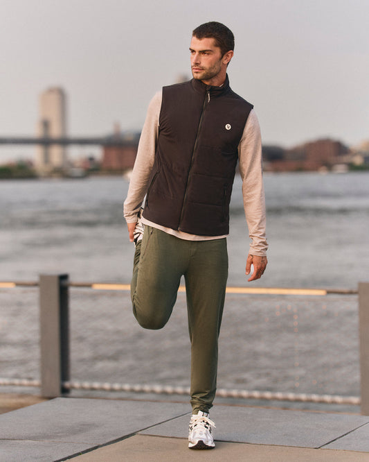 Echo Insulated Vest 2.0 Men's Black Vest | Vuori onsale - US 3655
