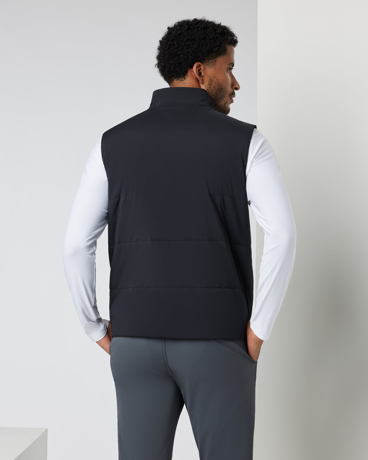 Echo Insulated Vest 2.0 Men's Black Vest | Vuori onsale - US 3655
