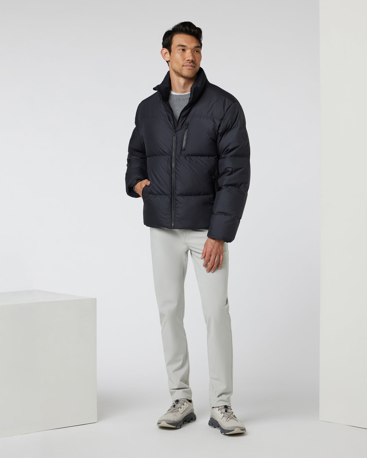 Aviara Down Jacket 2.0 Black Insulated Jacket | Vuori discount - US 4932