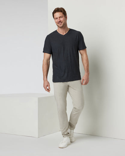 Strato Tech V-Neck Charcoal V-Neck Workout Shirt | Vuori shop - US 1437