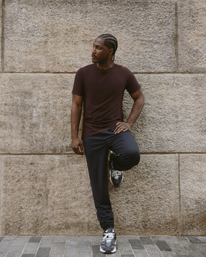 Strato Tech Tee Men's Raisin Heather Performance Shirt | Vuori outlet - US 7168