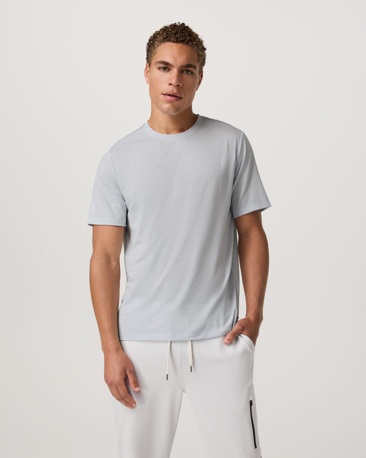 Current Tech Tee Men's Performance Shirt in Light Mist | Vuori for sale - US 5678