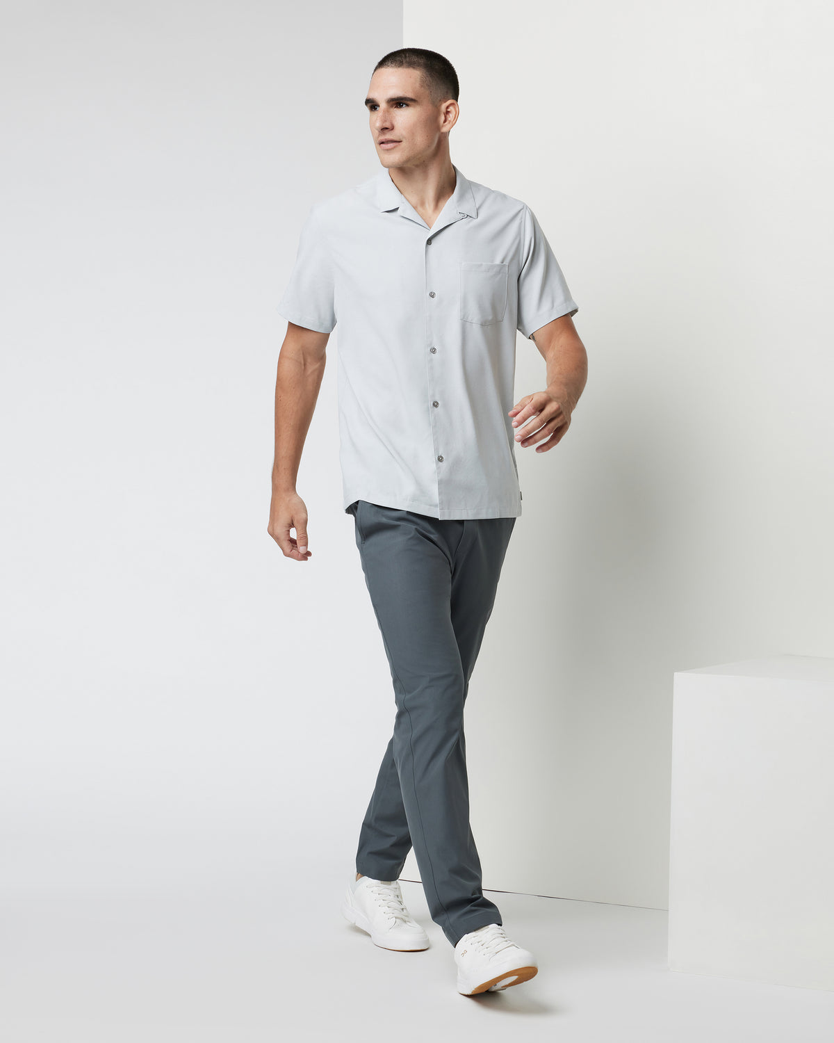 Seaport Button Down Men's Sky Grey Short-Sleeve | Vuori onsale - US 2041