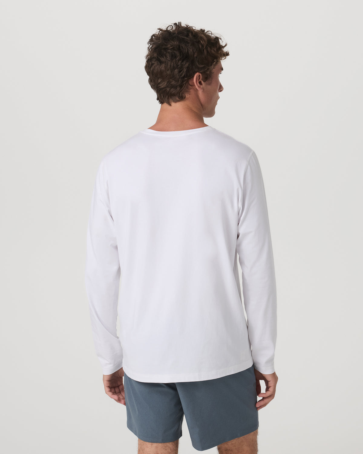 Long Sleeve Tuvalu Tee Men's Lightweight White Shirt | Vuori outlet - US 3060