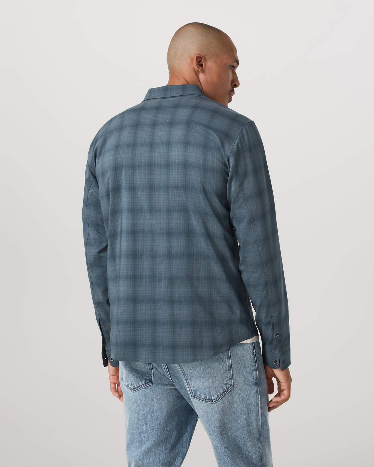 Long Sleeve Plaid Button Down Shirt Men's Abyss Shirt | Vuori sale - US 3538