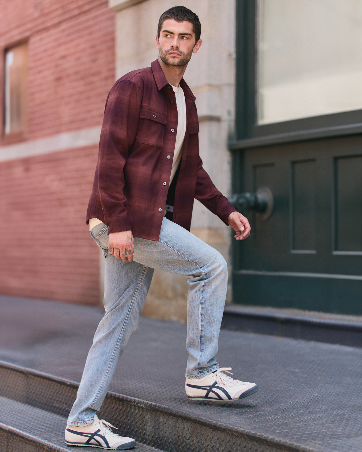 Long Sleeve Flannel Button Down Men's Raisin Shirt | Vuori online - US 2998