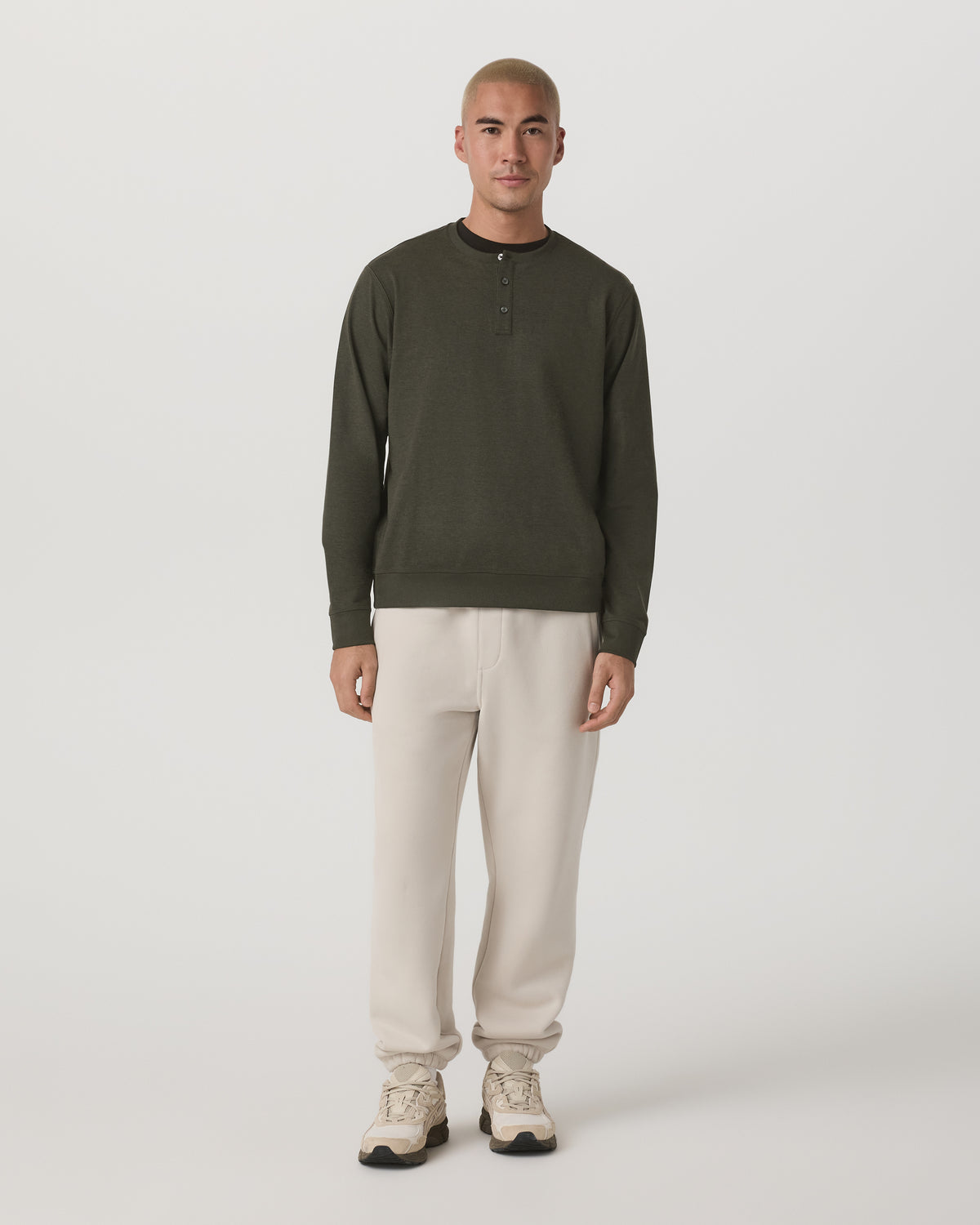 Long Sleeve Coronado Henley - Relaxed Oregano Heather | Vuori sale - US 3798