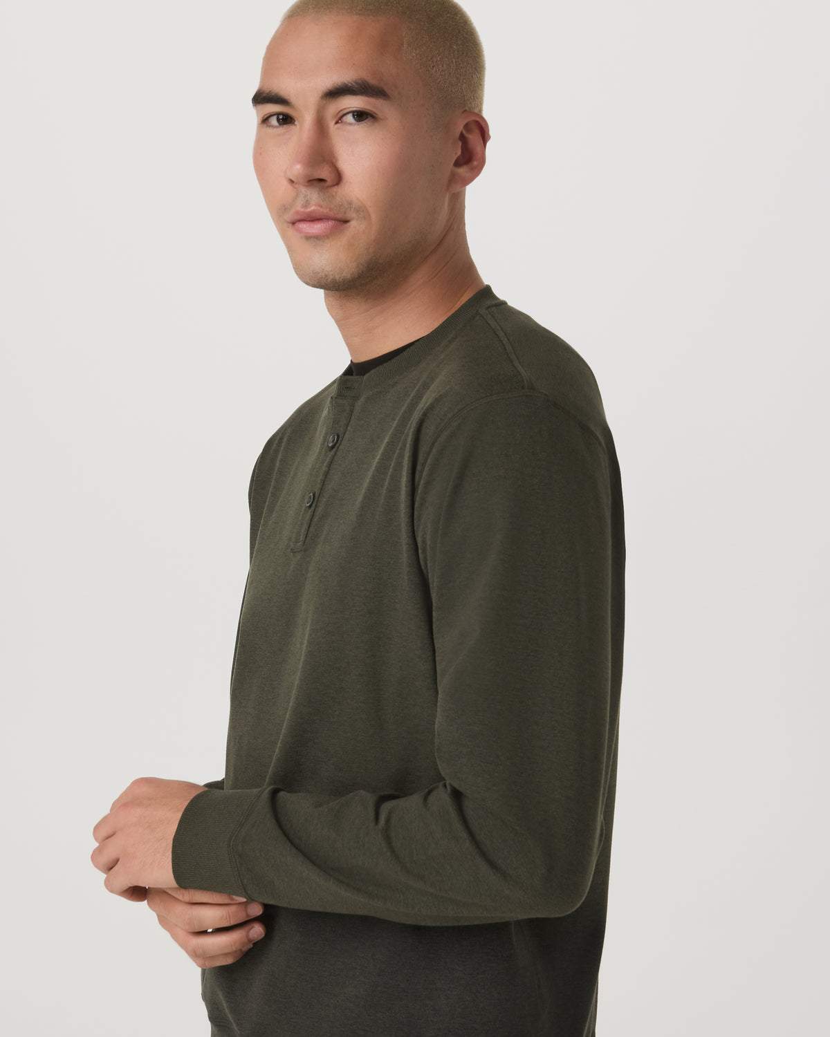 Long Sleeve Coronado Henley - Relaxed Oregano Heather | Vuori sale - US 3798