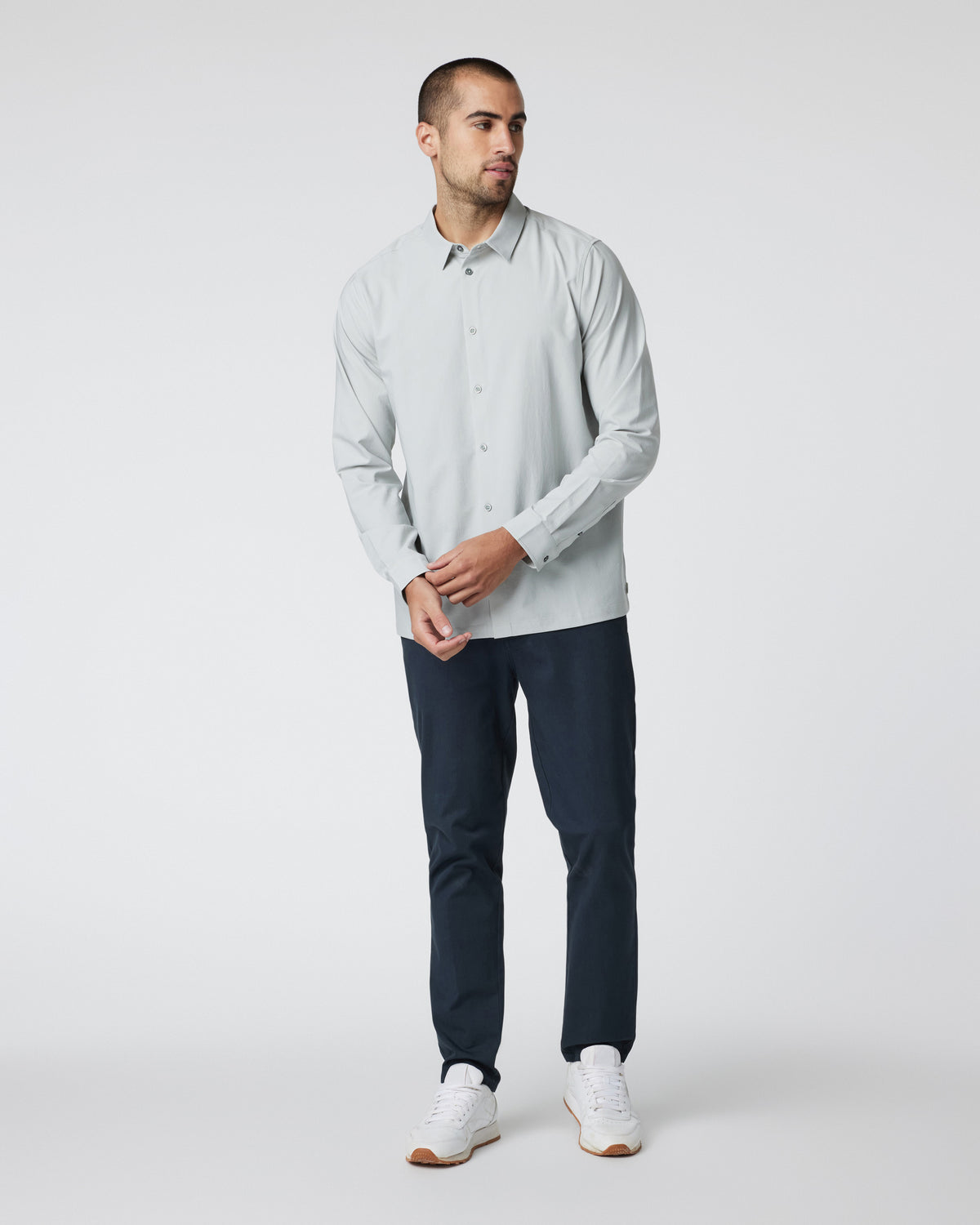 Long Sleeve Manhattan Button Down Sky Grey | Vuori shop - US 2260