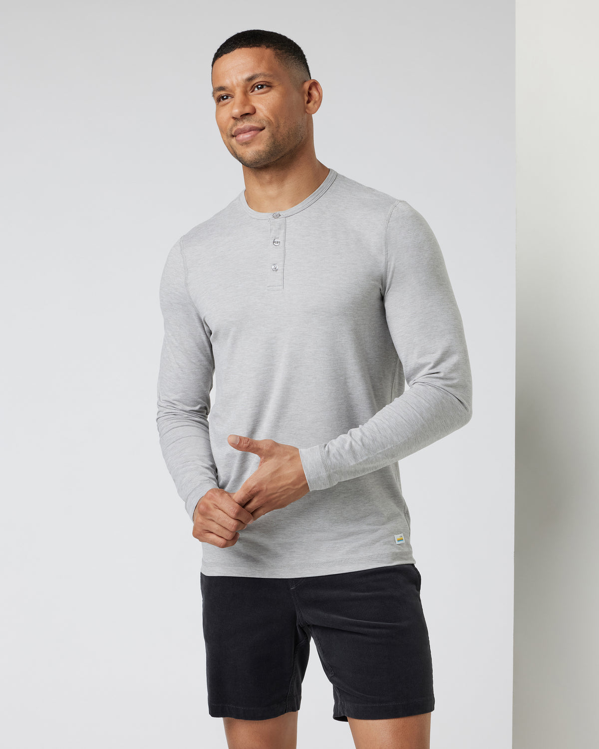 Long-Sleeve Ease Performance Henley Light Heather Grey | Vuori shop - US 5961