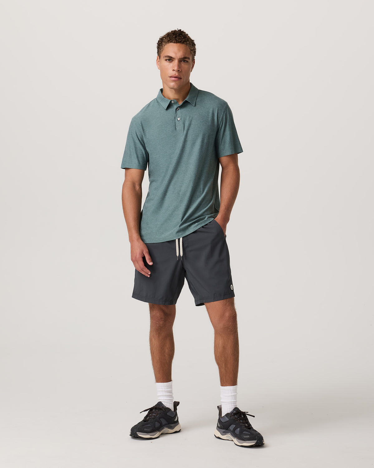 Strato Tech Polo Men's Bluegrass Heather Polo Shirt | Vuori online - US 8626