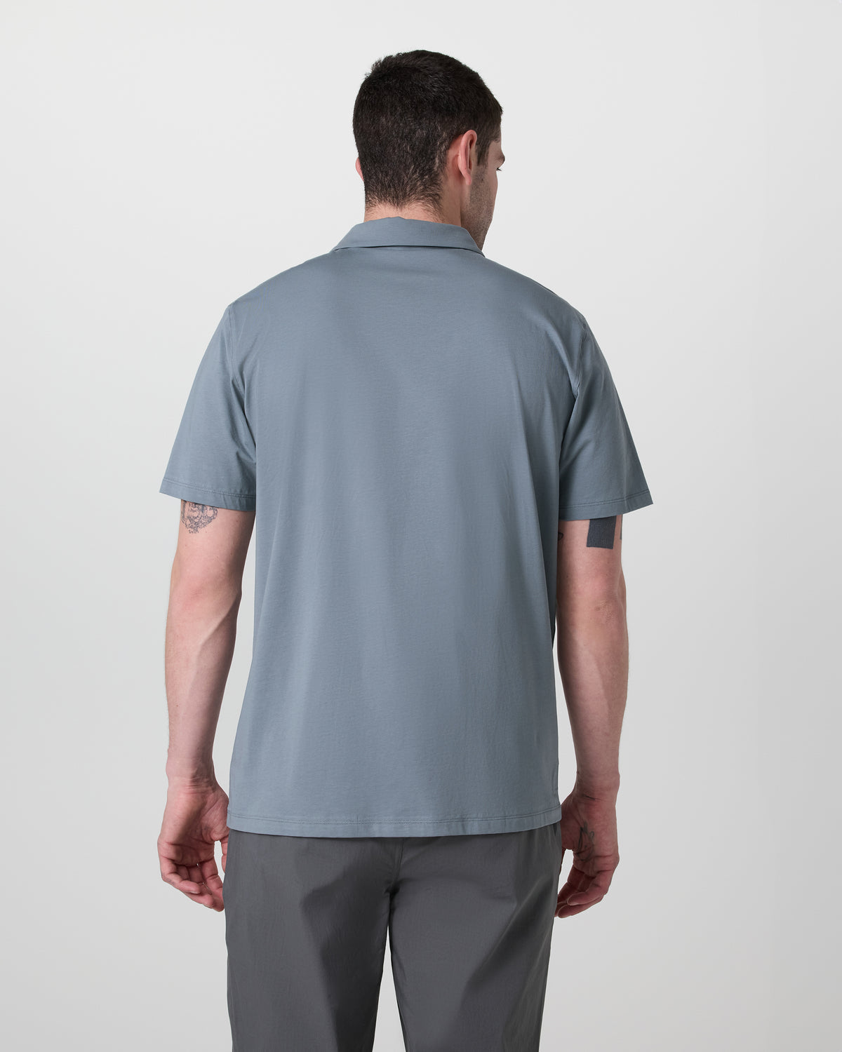 Short Sleeve Feather Polo Dusty Blue | Vuori outlet - US 7575