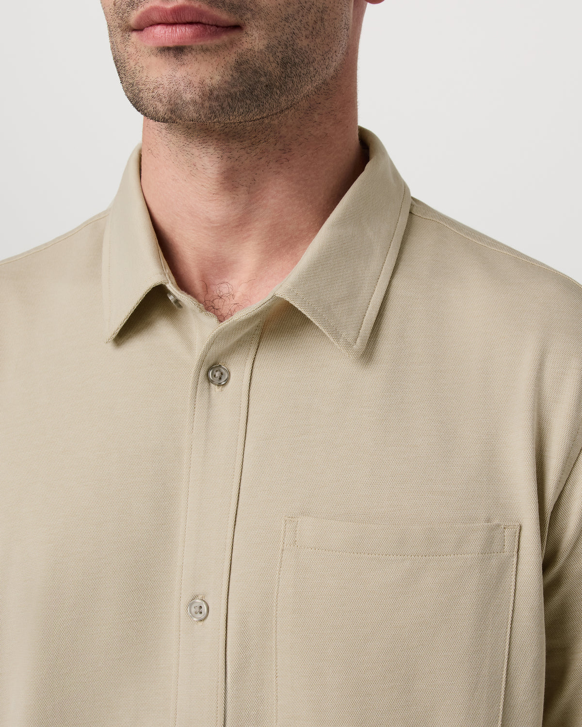 Short Sleeve Knit Oxford Button Down - Classic Fit Trench | Vuori online - US 2416