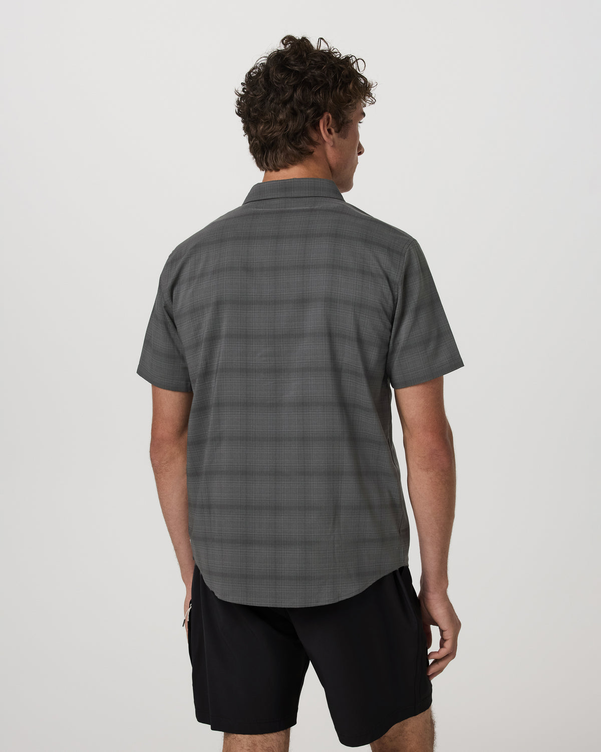 Men's Short Sleeve Plaid Button Down Shirt Dark Pewter | Vuori discount - US 6620