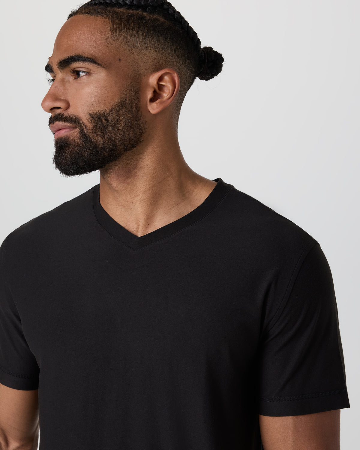 Strato Tech V-Neck Tee Black Workout Shirt | Vuori shop - US 8739