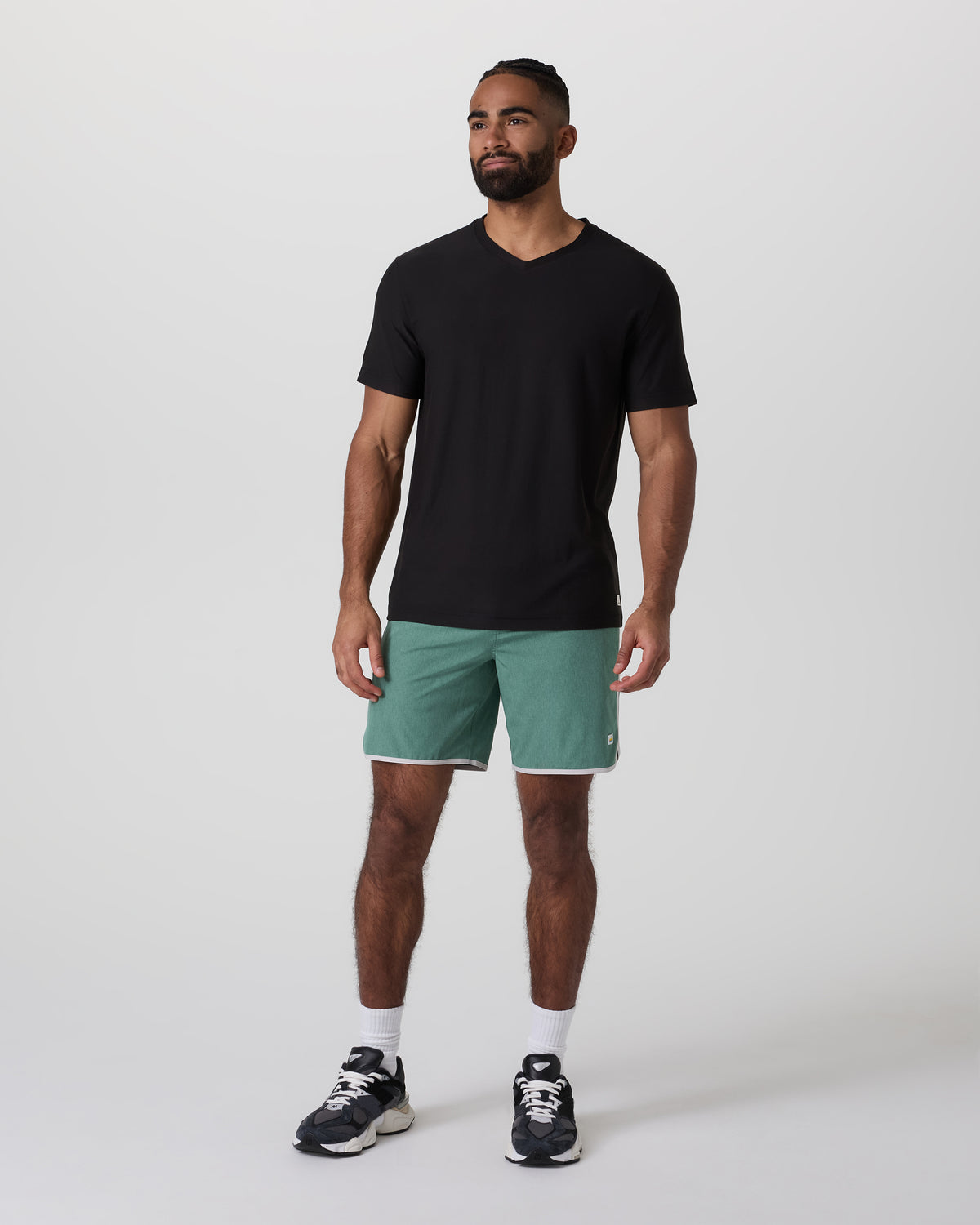Strato Tech V-Neck Tee Black Workout Shirt | Vuori shop - US 8739