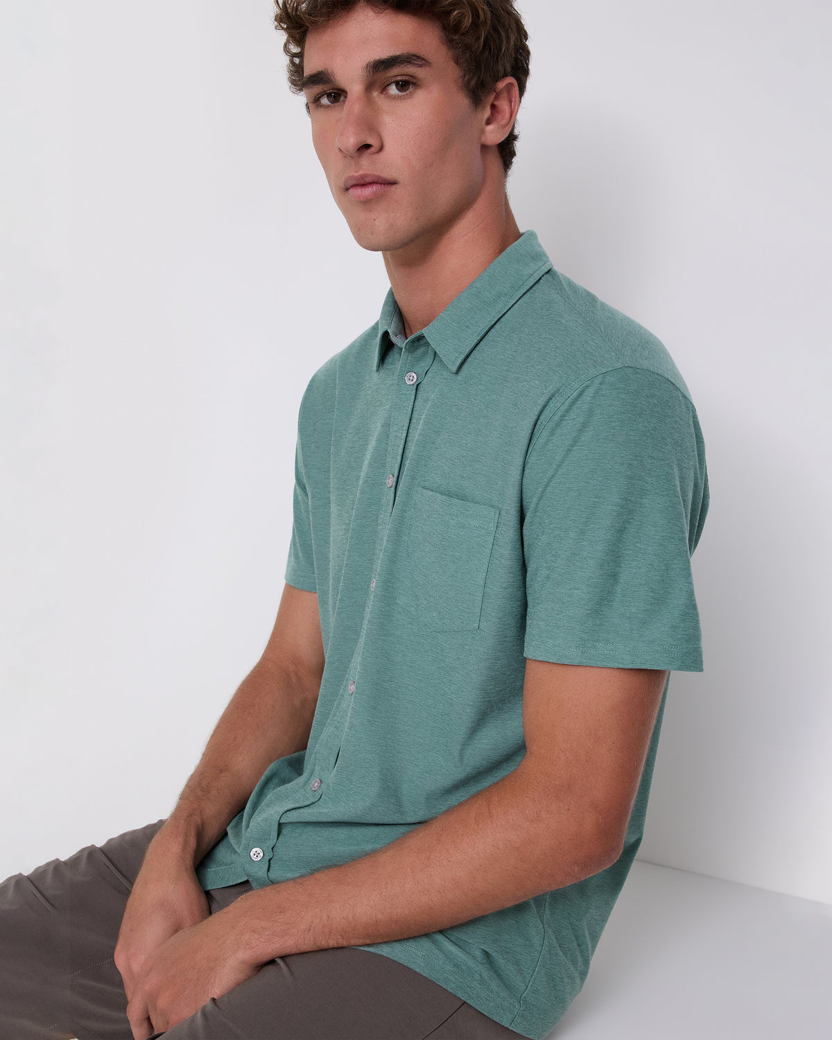 Short Sleeve Strato Button Down Bluegrass Heather | Vuori outlet - US 5530