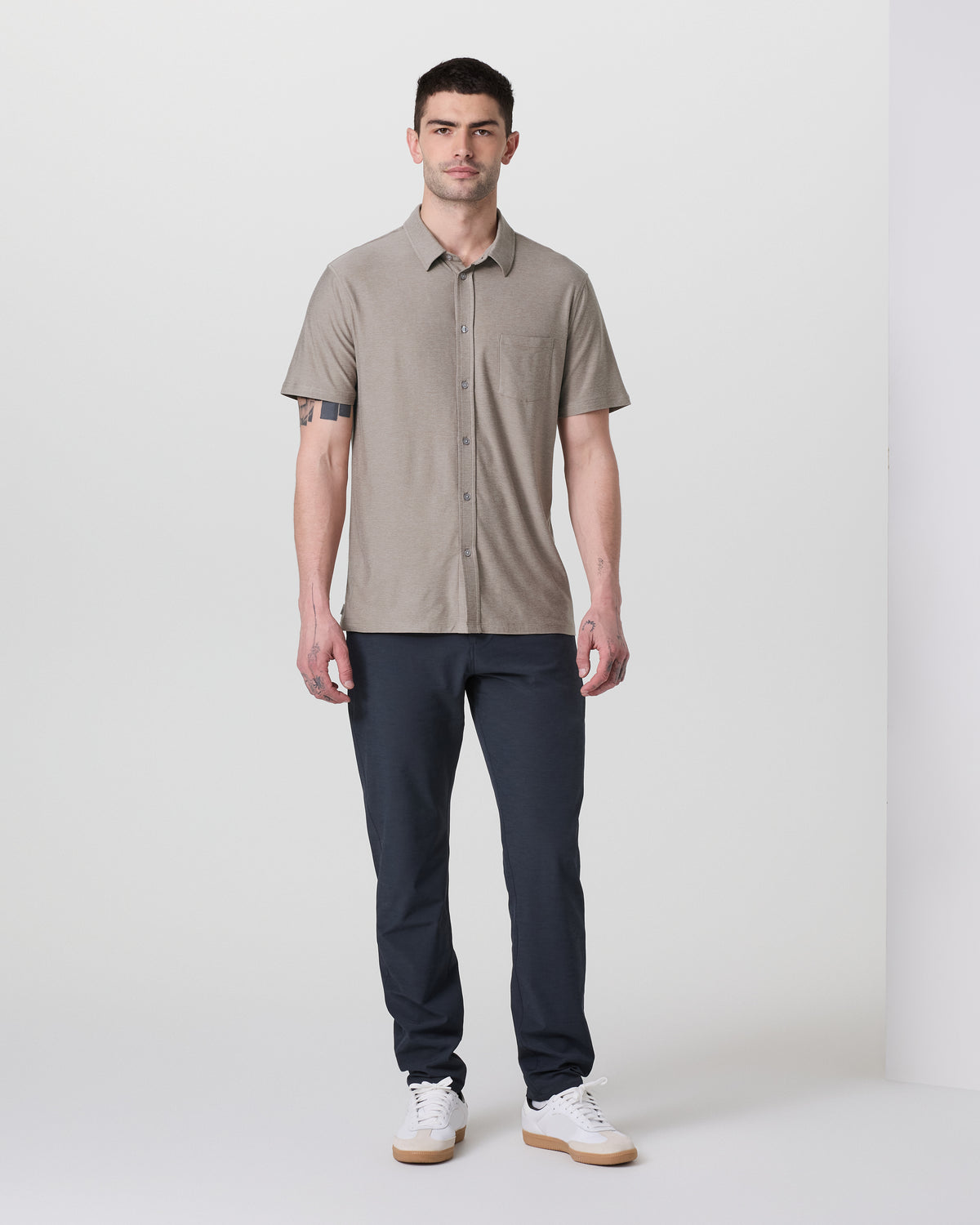 Short Sleeve Strato Button Down Mocha Heather | Vuori discount - US 7701