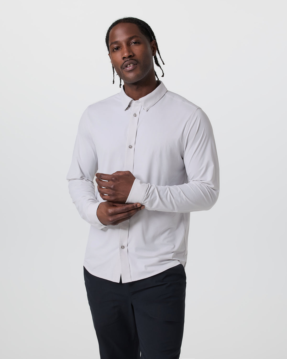 Long Sleeve TravelLite Button Down Frost Grey | Vuori shop - US 8589
