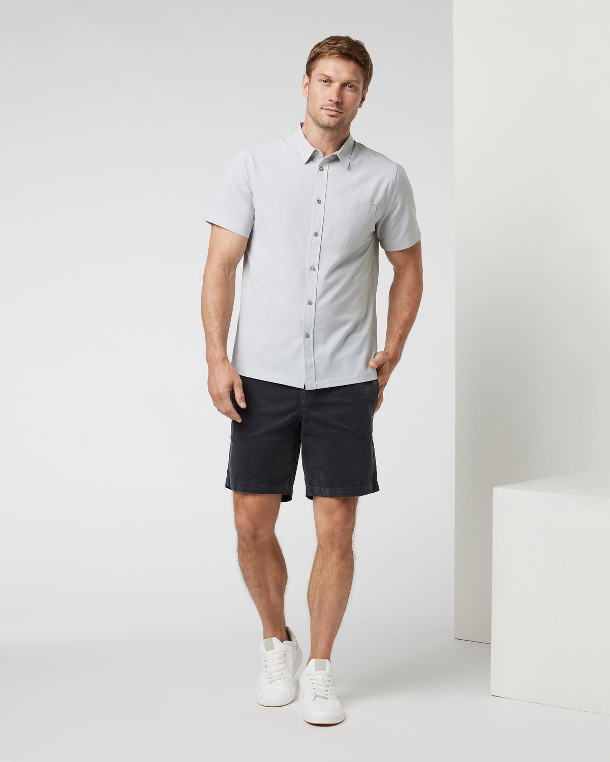 Short Sleeve Bridge Button Down Vapor Dot | Vuori sale - US 6925