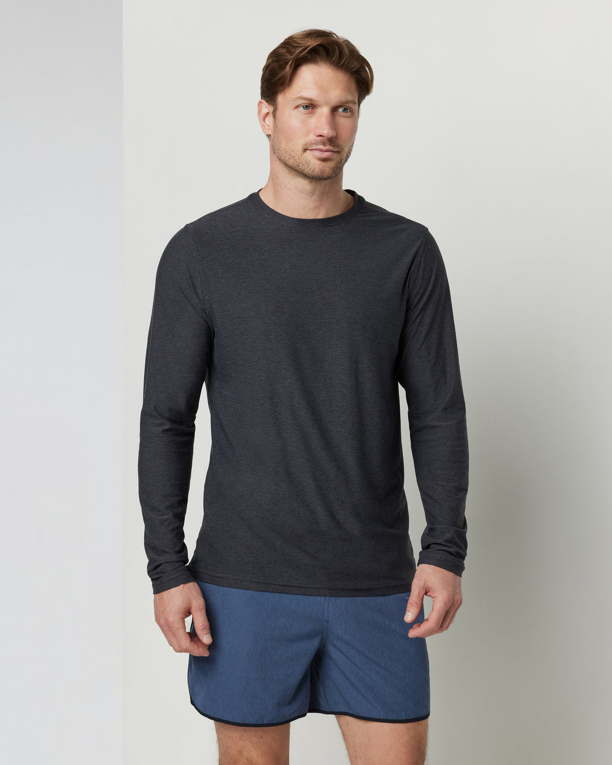 Long-Sleeve Strato Tech Tee Men's Charcoal Shirt | Vuori outlet - US 9739