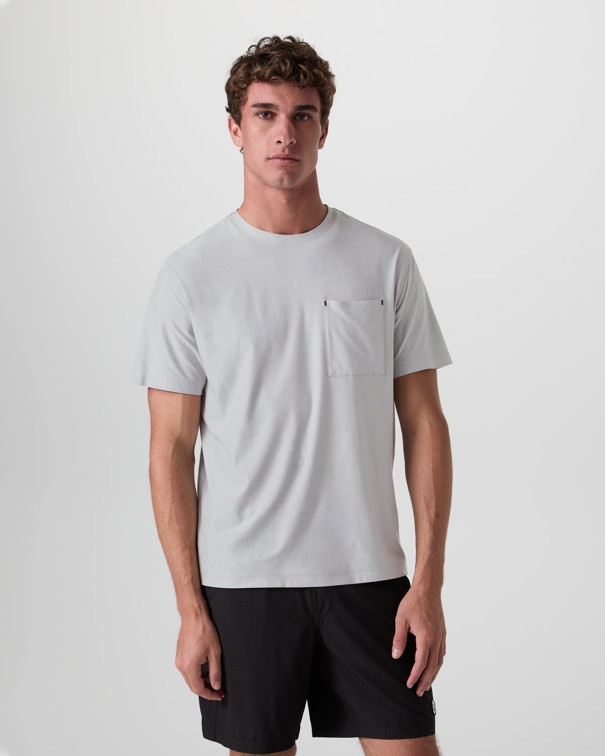 Short Sleeve Strato Pocket Tee - Relaxed Fit Platinum Heather | Vuori for sale - US 9505